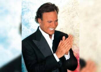 ‘Todo se va a aclarar’, dice Julio Iglesias sobre ‘la casita del terror’