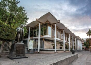 Piden al CDU no votar actual terna para elegir titular de la Dirección de la Facultad de Derecho por irregularidades