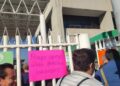 Protestan maestros de educación física en la SEGE