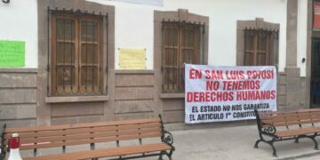 Vícitimas exigen atención de instituciones para resolver sus casos