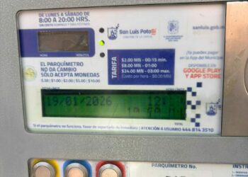 Fallas en parquímetros afectan a usuarios en San Miguelito y generan reclamos contra el Ayuntamiento de SLP