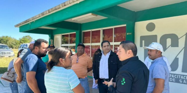 Entregan en Ébano créditos emergentes por 300 mil pesos para fortalecer al sector agrícola