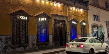 Ayuntamiento de SLP normaliza bares junto a universidades