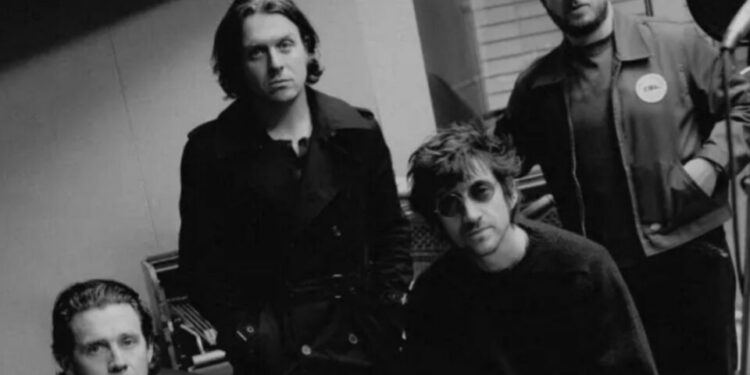 Arctic Monkeys, Depeche Mode, Pulp y Olivia Rodrigo en el nuevo compilado de War Child