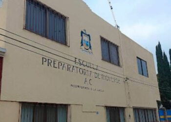 Denuncian a profesor por golpear a alumno en Rioverde