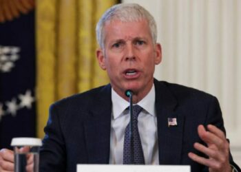 EE. UU. permitirá que México siga enviando petróleo a Cuba, reporta CBS News