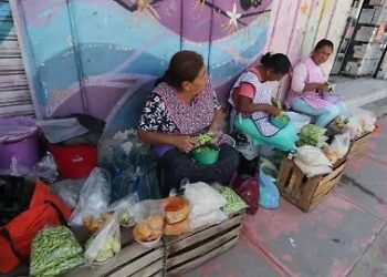 Cobro de piso golpea a comerciantes en la Huasteca