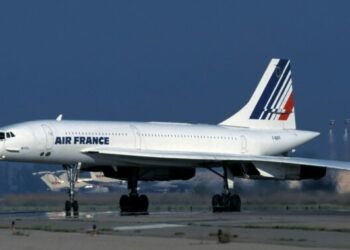 Air France, KLM y otras aerolíneas cancelan vuelos a Israel en medio de la tensión entre Estados Unidos e Irán