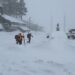 Nueve esquiadores siguen desaparecidos tras avalancha en California