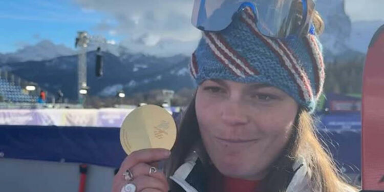 El escándalo de los Juegos Olímpicos de Invierno: los atletas denuncian que las medallas se rompen en plena celebración