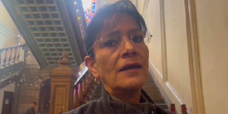 Cabildo no fue informado, Adriana Urbina exhibe opacidad en cambio de servicios médicos municipales