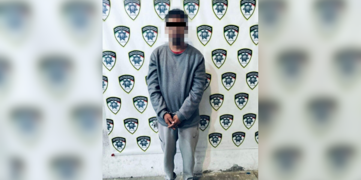 Hallan a mujer sin vida tras presunta riña en domicilio; detienen a un hombre