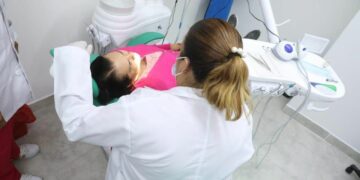 Clínicas estatales brindan atención médica gratuita a más de 165 mil personas en San Luis Potosí