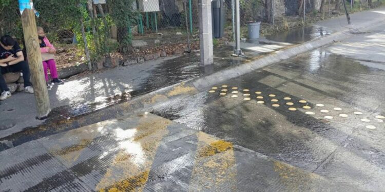 Fugas fuera de control por incapacidad de Interapas y omisión del Ayuntamiento de SLP