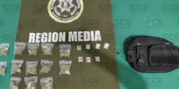 Aseguran a menor por posesión de drogas en Ciudad Fernández