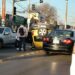 Vuelca automóvil en avenida San Pedro y provoca afectaciones viales