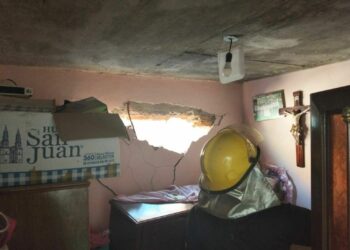 Explosión en lavandería de Villa de Pozos alarma a vecinos; dejó daños en viviendas