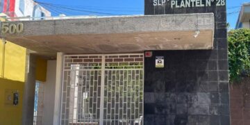Alumno ingresa al Cobach 28 con un arma; activan protocolos de seguridad