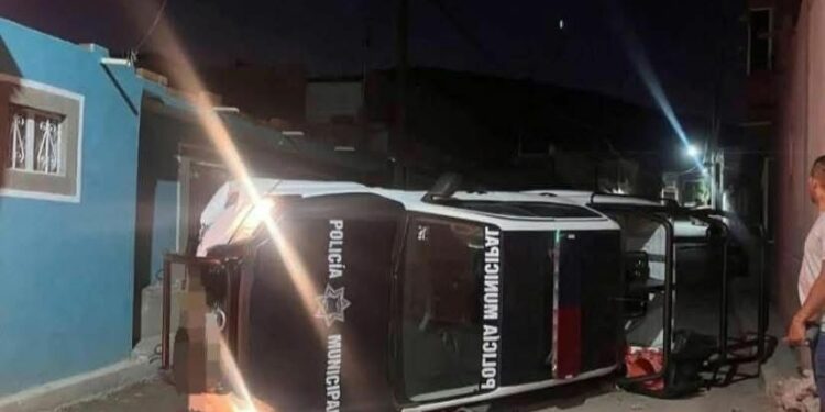 Persecución en Villa de Zaragoza deja tres policías heridos y un detenido