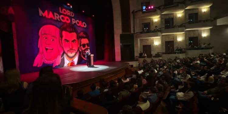 Lord Marco Polo cautivó con su tour de carcajadas en SLP