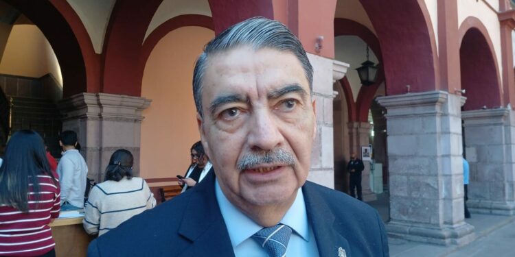 El rector de la UASLP se queja por la falta de recursos
