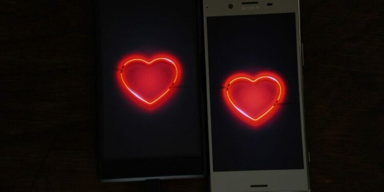 Pese al riesgo de estafas, más de 8 millones de mexicanos buscan el amor en apps