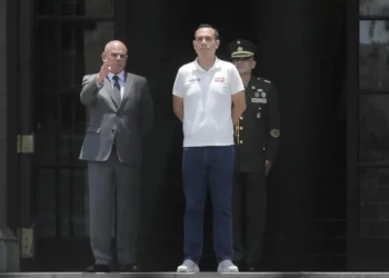 José Jerí, presidente interino de Perú, es destituido por el Congreso tras acusación por corrupción