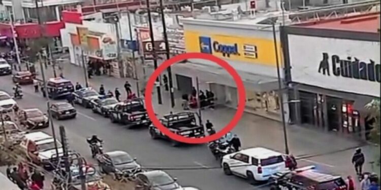 Ataque armado deja a siete personas heridas en el centro de Monterrey