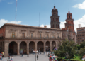 Galindo pone en subasta 18 inmuebles municipales pese a recibir presupuesto completo y apoyo estatal