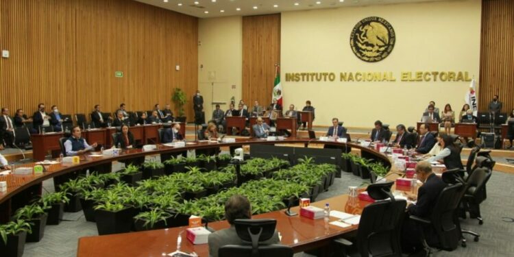 Inicia evaluación de 395 aspirantes a tres consejerías del INE