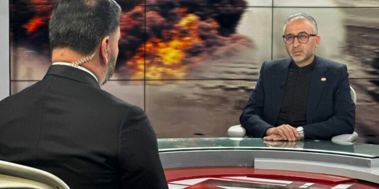 Irán niega querer una bomba nuclear y culpa a EE. UU. de los ataques
