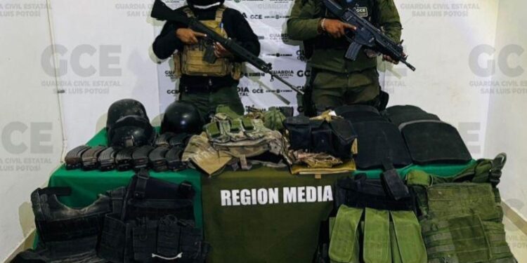 En los últimos meses, se aseguraron 53 armas de fuego y más de mil cartuchos útiles.