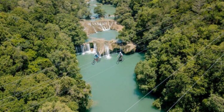  Impulsan mejora de accesos turísticos en la Huasteca; contemplan intervención en el Sótano de las Golondrinas