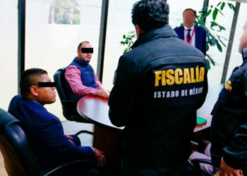 Arrestan a tres funcionarios de la Secretaría de Seguridad del Edomex