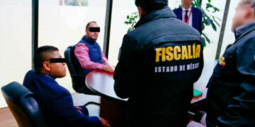 Arrestan a tres funcionarios de la Secretaría de Seguridad del Edomex