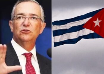 Tras pase de charola de AMLO, Salinas Pliego explica “con dibujitos” la crisis en Cuba; “no necesita ayuda humanitaria”, asegura
