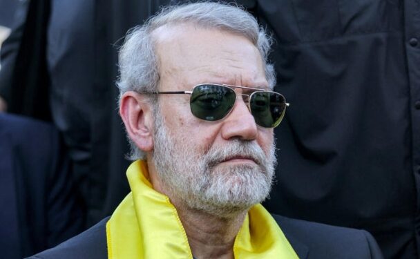 Israel confirma muerte de Ali Larijani, líder de seguridad de Irán que se burló de Donald Trump en Teherán