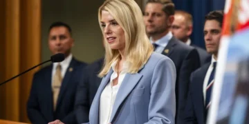 El Congreso de EE.UU. cita a la fiscal general Pam Bondi por el caso Epstein