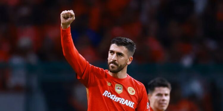 Paulinho, delantero del Toluca, aparece en la prelista de Portugal para enfrentar a México, reporta medio luso