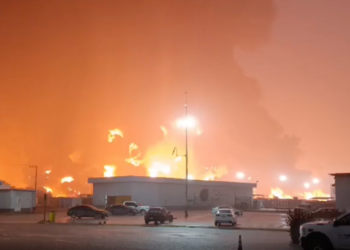 Confirman cinco muertos por explosión en barda de Dos Bocas