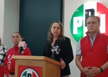 Sara Rocha pide atender problemática de la comunidad Los Matias
