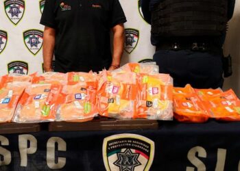 Policía detiene a hombre por presunto robo y abuso de confianza