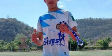 Atletas potosinos, destacan en Espartaqueada Deportiva antorchista