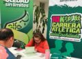 Atletas acuden a registro para la Carrera de la Enchilada