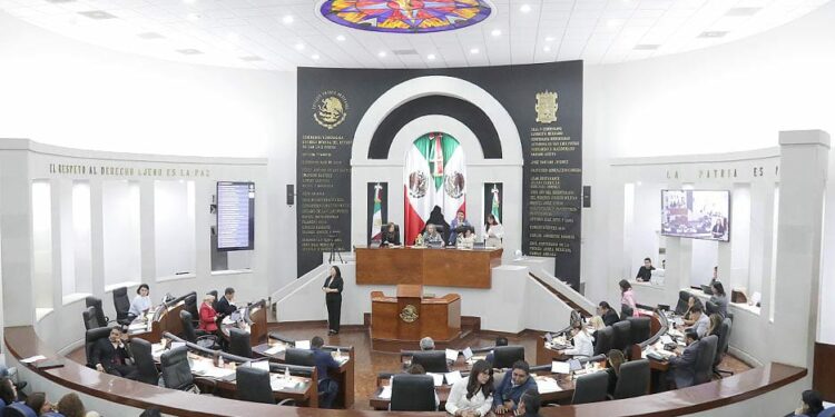 Diputados reprueban evaluación del Congreso Calificado