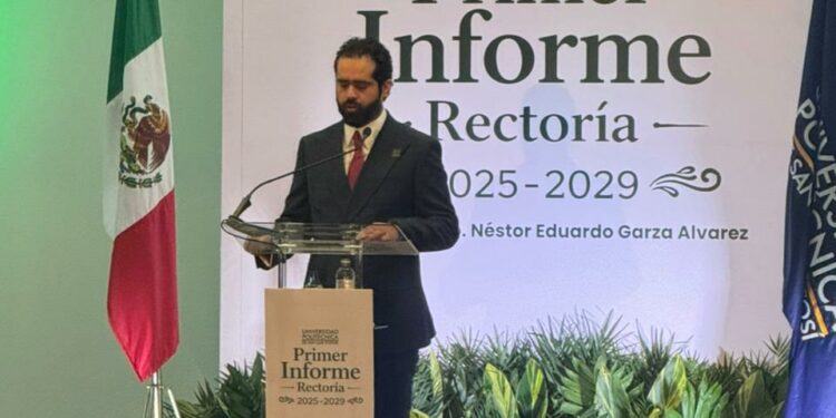  UPSLP destaca ampliación académica y fortalecimiento institucional en su primer informe