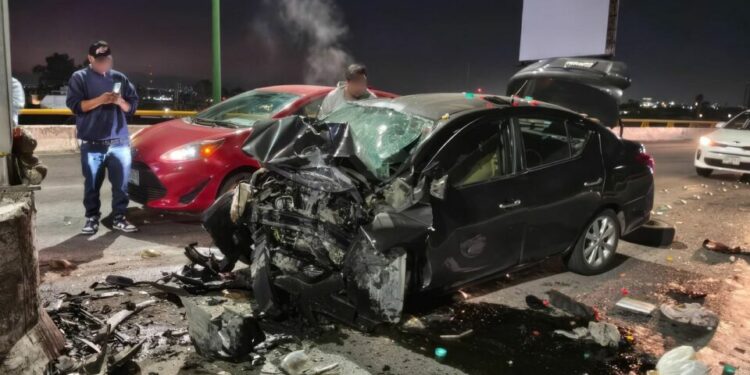 Accidente en la carretera a Matehuala deja sin vida a dos personas