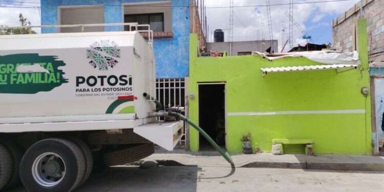 CEA reporta distribución de 30 millones de litros de agua al mes en SLP