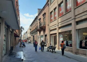  Alistan calles del Centro Histórico para el paso de la Procesión del Silencio