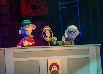 31 Minutos llena el Teatro de la Paz con su Radio Guaripolo Tour 2026